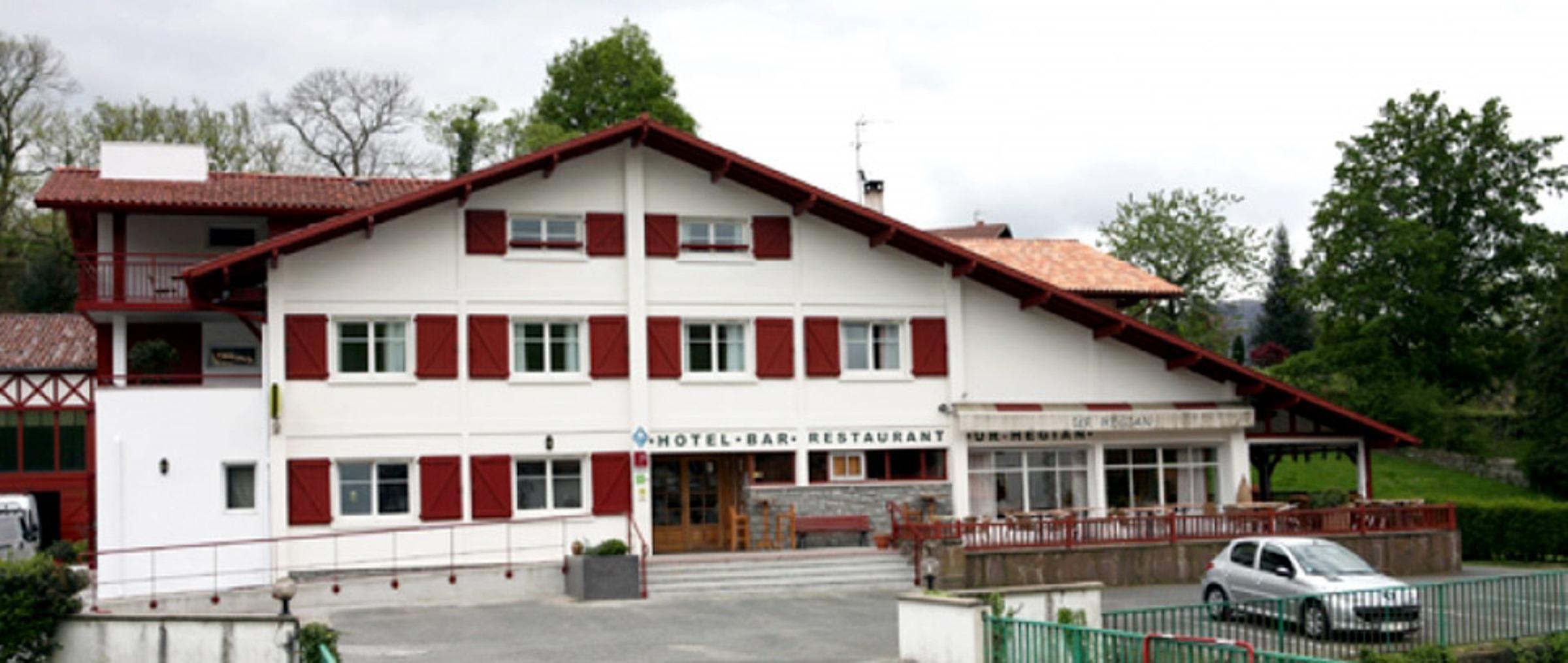 Logis Hotel Ur-Hegian Aïnhoa Kültér fotó