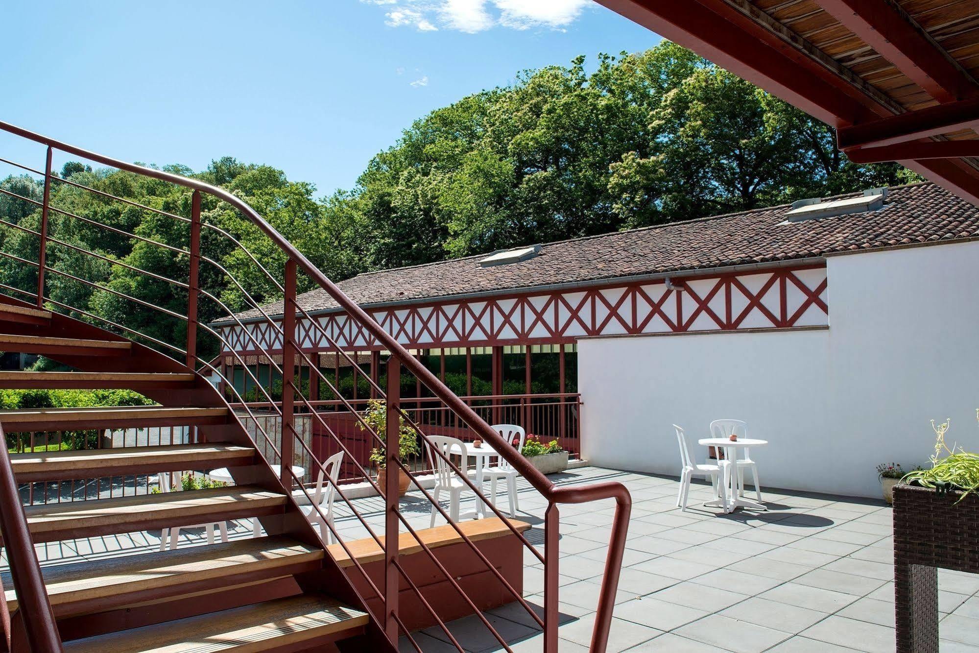 Logis Hotel Ur-Hegian Aïnhoa Kültér fotó